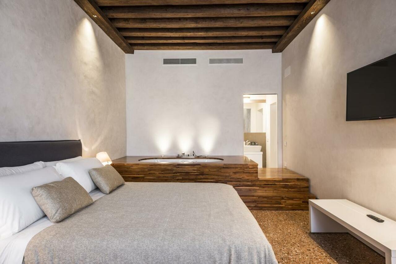 Myplace Campo Santa Margherita Apartments Venecia Exterior foto