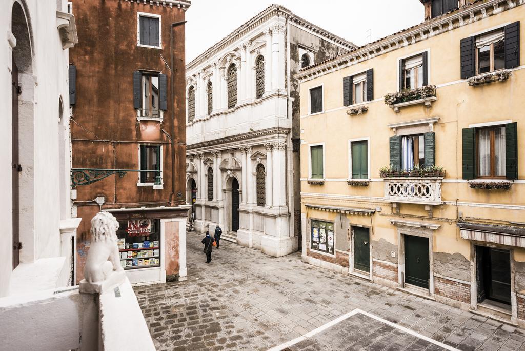 Myplace Campo Santa Margherita Apartments Venecia Exterior foto