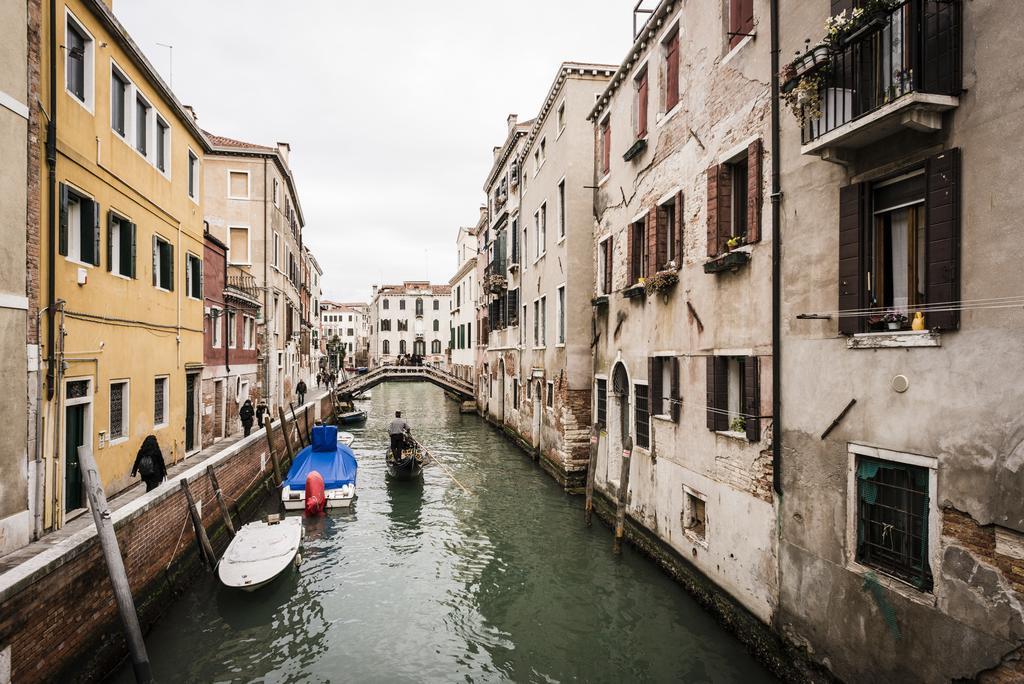 Myplace Campo Santa Margherita Apartments Venecia Exterior foto