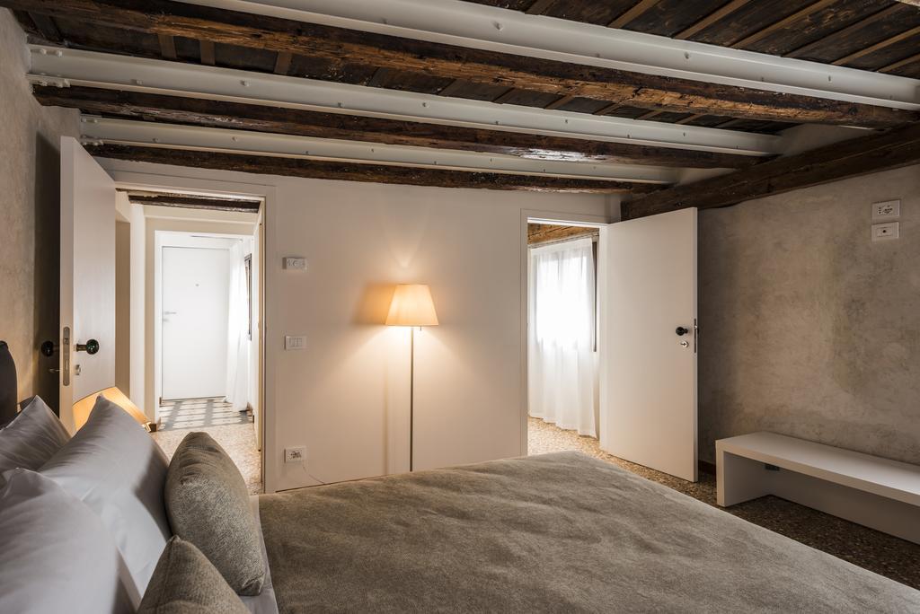 Myplace Campo Santa Margherita Apartments Venecia Exterior foto
