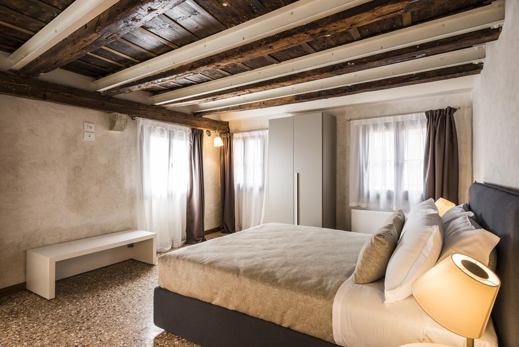 Myplace Campo Santa Margherita Apartments Venecia Exterior foto