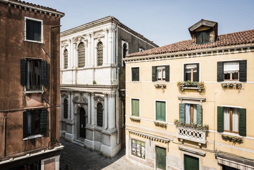 Myplace Campo Santa Margherita Apartments Venecia Exterior foto