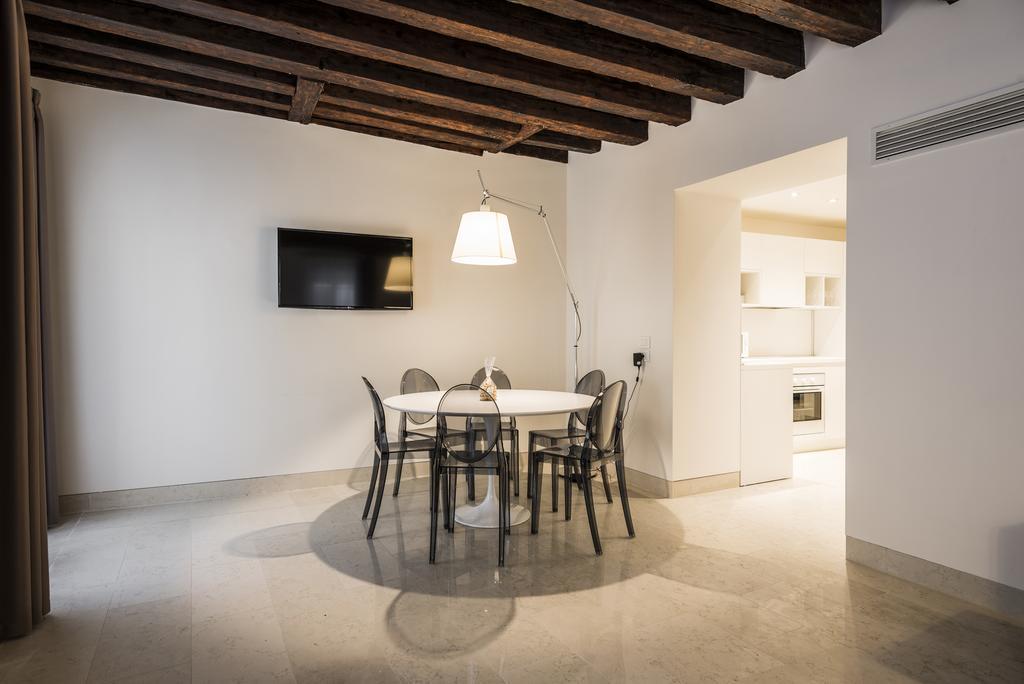 Myplace Campo Santa Margherita Apartments Venecia Exterior foto