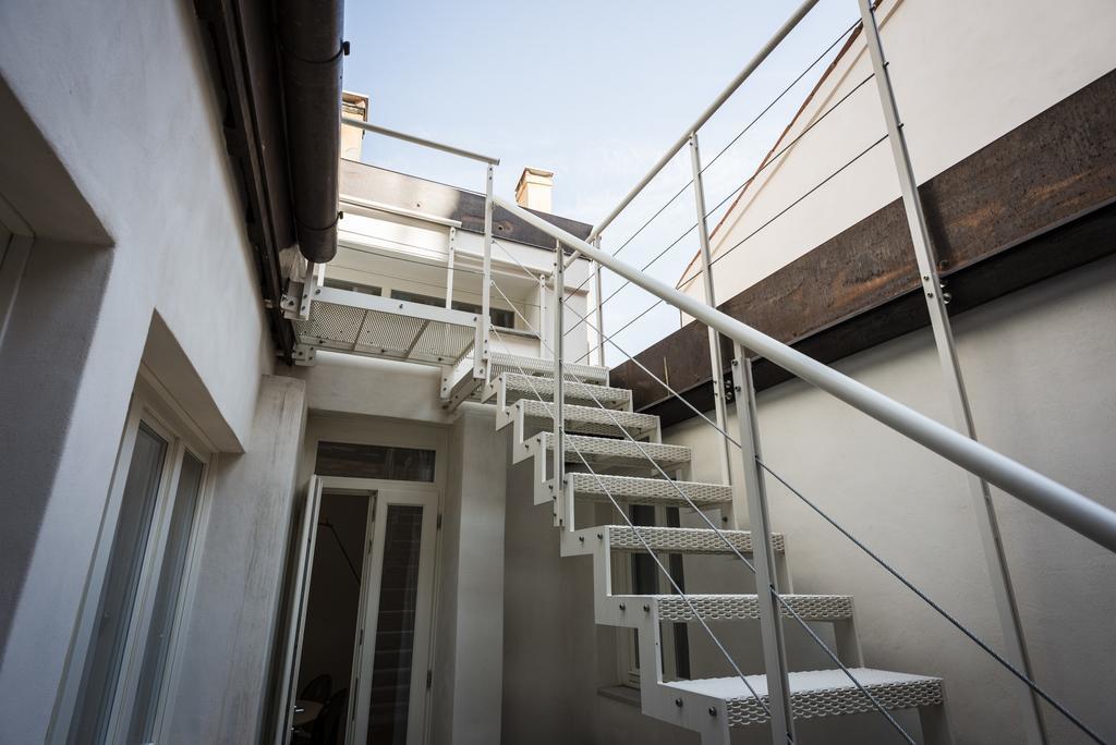 Myplace Campo Santa Margherita Apartments Venecia Exterior foto