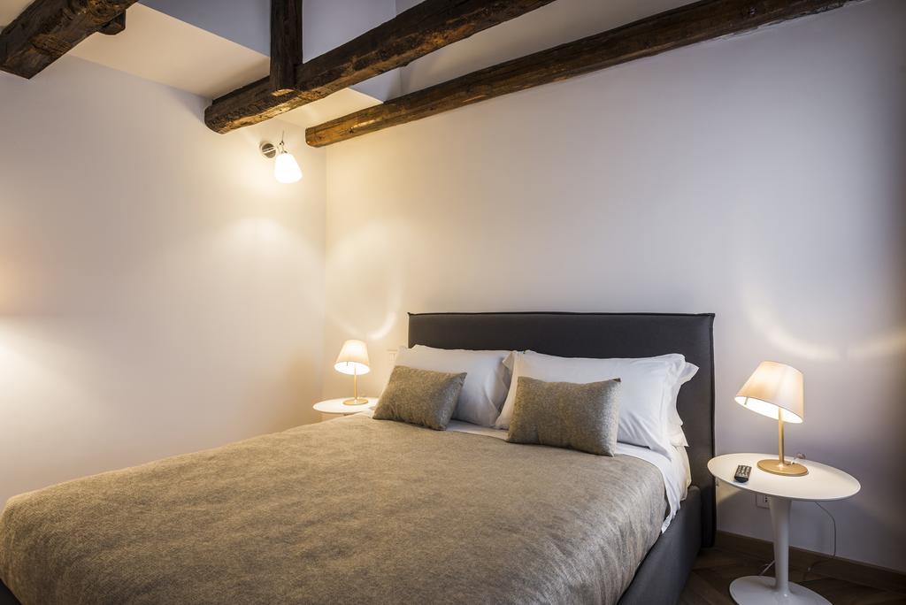 Myplace Campo Santa Margherita Apartments Venecia Exterior foto